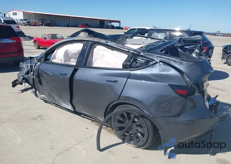 2023 Tesla Model Y Awd/Long Range Dual Motor All-Wheel Drive from USA, damaged, VIN 7SAYGDEE1PA163262